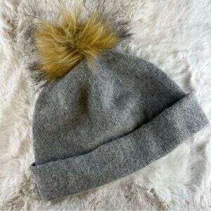 Dupatta Gray Wool 'Zoey' Slouch Pom-Pom Beanie